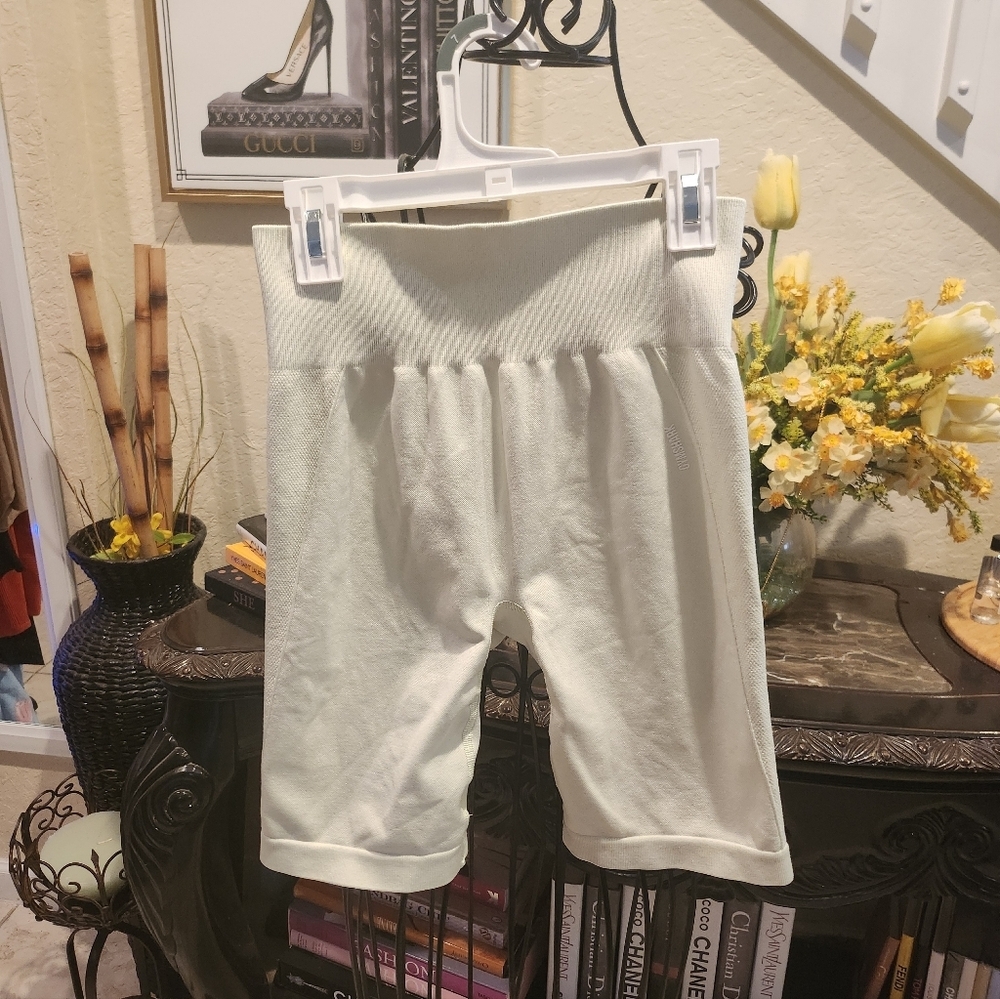 Gymshark shorts size M